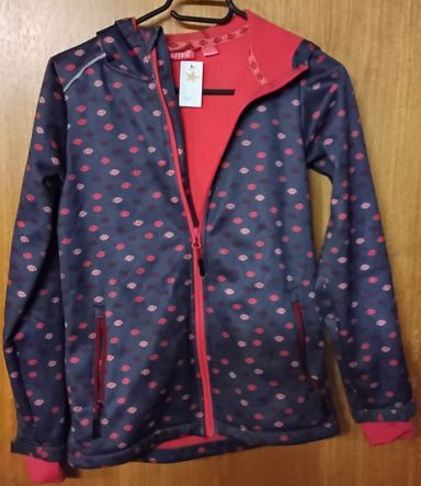 Jacke gr: 146 - 152. Nr:51