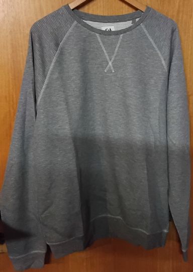 Grauer Pullover gr:L  Nr:29